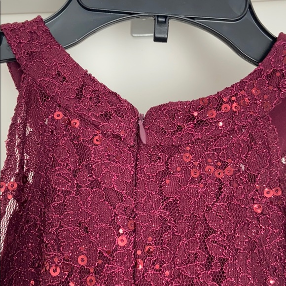 Red Dress 💃🏽 - Picture 9 of 10